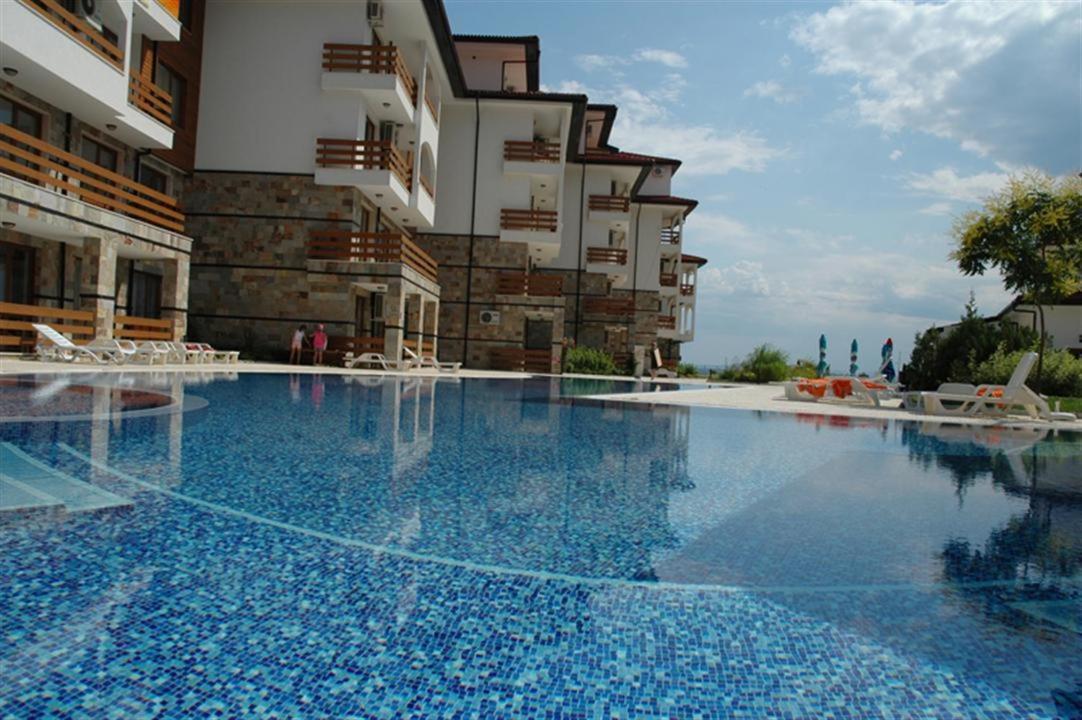 Vm Apartments Robinson Beach Pomorie Esterno foto