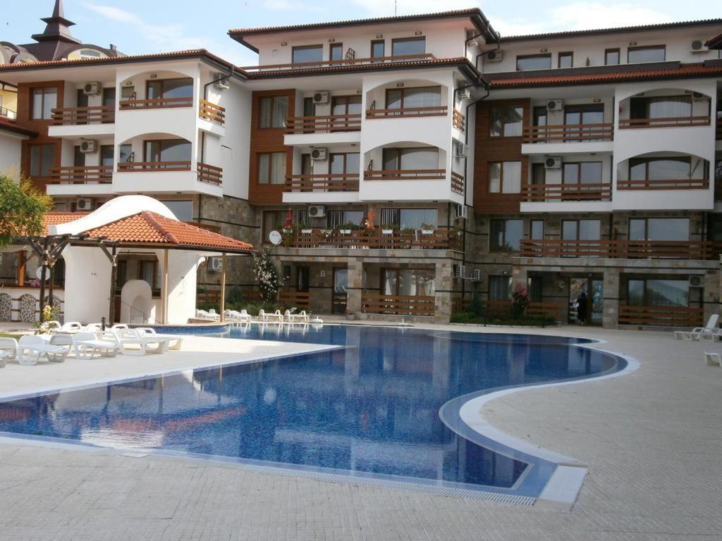 Vm Apartments Robinson Beach Pomorie Esterno foto